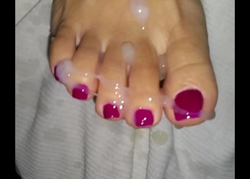 Asian pedicure toes get cumshot