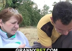 Guy helps injured busty hairy pussy granny