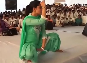 इसी डांस की वजह से सपना हुई थी हिट ! Sapna choudhary first hit dance Lofty