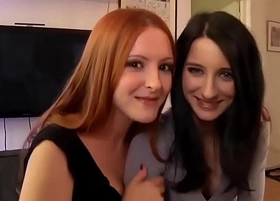 HD French-2 petites salopes   http://www.eighteen.tv