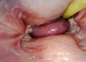 AMAZING INTERNAL POV. CAMERA INSIDE HER PUSSY WHILE I FILL HER WITH CUM