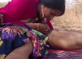 Indian Wife In Traditional Desi Outfits Sari Having Sex In Jungle