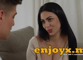 Anal brown-haired Sapphire Astrea welcomes Jason Carrera\'s knackered meatpipe - enjoy full hd XXX!